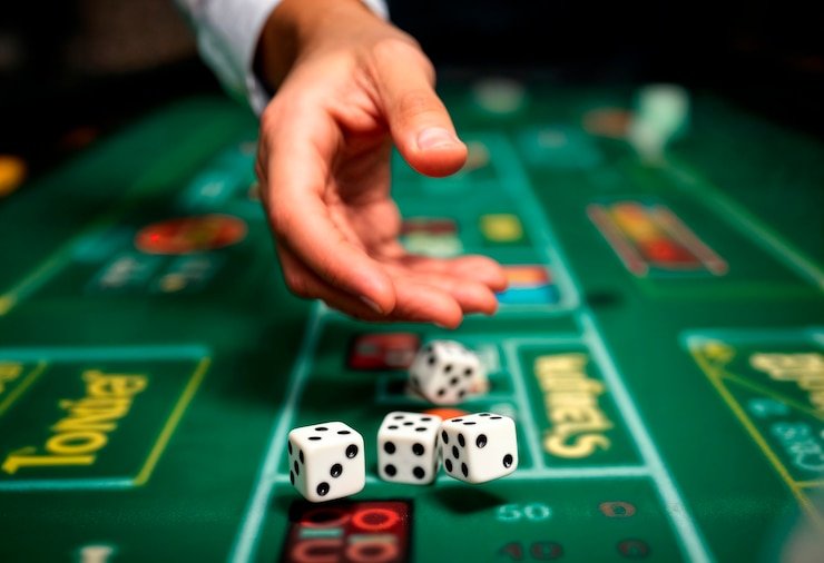 Antarmuka permainan AduQ di aplikasi mobile hometogel login